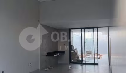 Excelente casa a venda no bairro planejado Quinta Alto Umuarama em Uberlândia