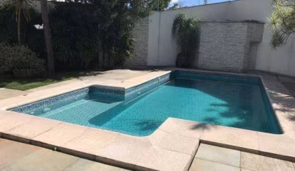 Casa à venda, 4 quartos, 2 suítes, 4 vagas, JARDIM KARAIBA - UBERLANDIA/MG