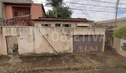 Terreno a venda no bairro Tabajaras Em Uberlândia