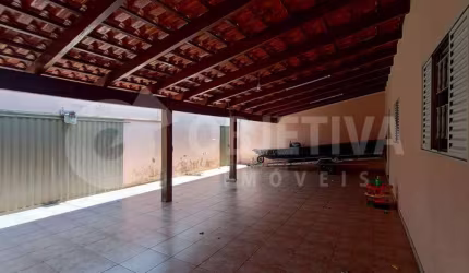Excelente casa a venda no bairro Santa Luzia em Uberlândia