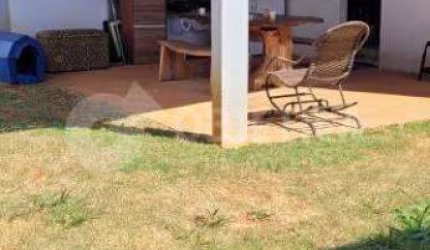 Excelente casa a venda localizada no bairro Portal do Vale em Uberlândia