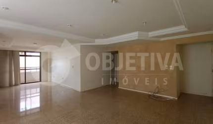 Excelente apartamento amplo a venda no bairro Martins em Uberlândia
