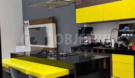 Casa à venda, 2 quartos, 1 suíte, 2 vagas, ACLIMACAO - UBERLANDIA/MG