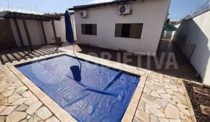 Casa à venda, 3 quartos, 1 suíte, 3 vagas, CITY UBERLANDIA - UBERLANDIA/MG