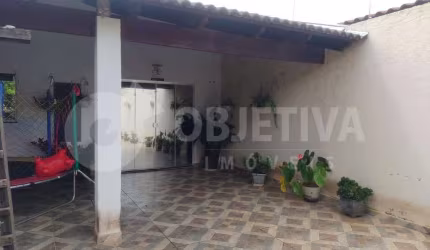 Casa à venda, 2 quartos, 1 suíte, 2 vagas, JARDIM IPANEMA - UBERLANDIA/MG