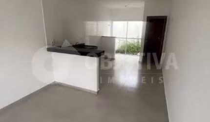 Casa em Condomínio à venda, 2 quartos, 1 vaga, LOTEAMENTO RESIDENCIAL PEQUIS - UBERLANDIA/MG