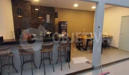 Casa à venda, 3 quartos, 1 suíte, 2 vagas, JARDIM EUROPA - UBERLANDIA/MG