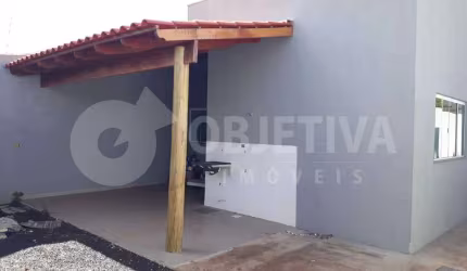 Casa à venda, 3 quartos, 1 suíte, 2 vagas, JARDIM BRASILIA - UBERLANDIA/MG
