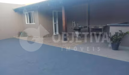 Casa à venda, 4 quartos, 2 suítes, 4 vagas, JARDIM ITALIA - UBERLANDIA/MG
