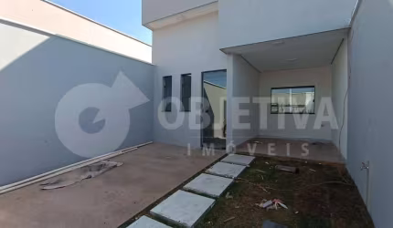 Casa à venda, 3 quartos, 1 suíte, 2 vagas, JARDIM HOLANDA - UBERLANDIA/MG