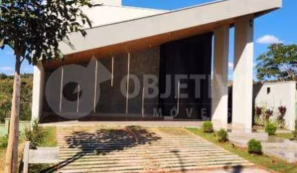 Casa em Condomínio à venda, 3 quartos, 3 suítes, 3 vagas, CONDOMÍNIO TERRAS ALPHA - UBERLANDIA/MG