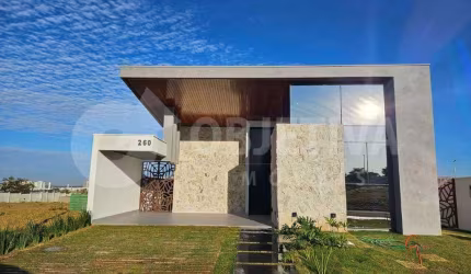 Casa em Condomínio à venda, 3 quartos, 3 suítes, 4 vagas, Condomínio Terras Altas - UBERLANDIA/MG