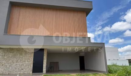 Belíssima Casa Nova de alto padrão localizada no condomínio Tamboré Uberlândia disponível para Compra