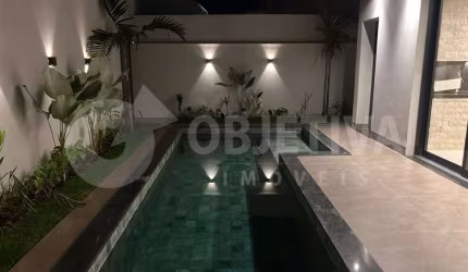 Casa em Condomínio à venda, 3 quartos, 3 suítes, 4 vagas, CONDOMÍNIO ALPHAVILLE 2 - UBERLANDIA/MG