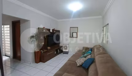 Casa à venda, 6 quartos, 4 vagas, BRASIL - UBERLANDIA/MG