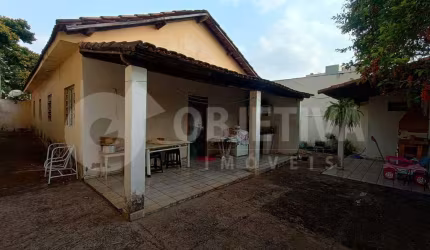 Casa à venda, 4 quartos, 3 vagas, BRASIL - UBERLANDIA/MG