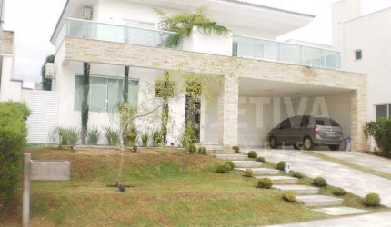 Casa em Condomínio à venda, 4 quartos, 4 suítes, 4 vagas, CONDOMÍNIO JARDINS ROMA - UBERLANDIA/MG