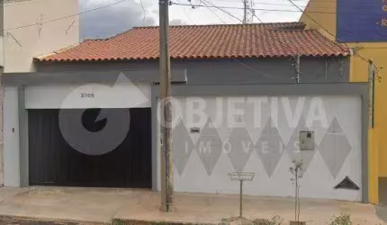 Casa à venda, 3 quartos, 3 vagas, SANTA MONICA - UBERLANDIA/MG