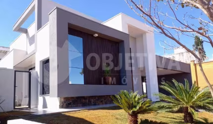 Casa em Condomínio à venda, 3 quartos, 3 suítes, 4 vagas, CONDOMÍNIO ALPHAVILLE 1 - UBERLANDIA/MG