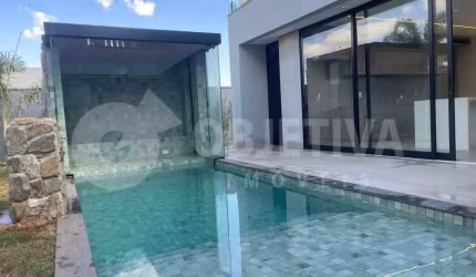 Casa em Condomínio à venda, 4 quartos, 4 suítes, 4 vagas, CONDOMÍNIO ALPHAVILLE 1 - UBERLANDIA/MG