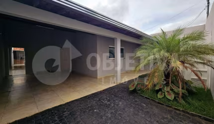 Casa à venda, 3 quartos, 1 suíte, 2 vagas, SEGISMUNDO PEREIRA - UBERLANDIA/MG