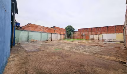 Aproveite essa excelente área comercial estrategicamente localizada na marginal da BR 365 em Uberlândia