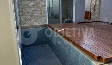 Casa em Condomínio à venda, 3 quartos, 3 suítes, 4 vagas, CONDOMÍNIO GOLDEN VILLAGE - UBERLANDIA/MG
