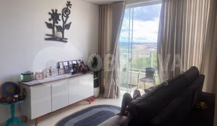 Apartamento à venda, 3 quartos, 1 suíte, 2 vagas, PRESIDENTE ROOSEVELT - UBERLANDIA/MG