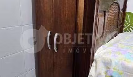 Kitnet no centro de Uberlândia mobiliada disponível para aluguel