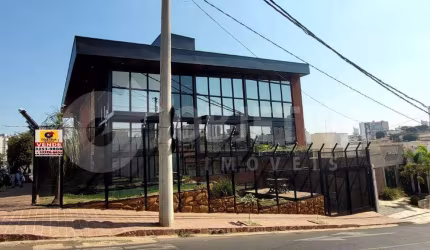 Magnífico Prédio Comercial na melhor localização bairro Vigilato Pereira região nobre de Uberlândia