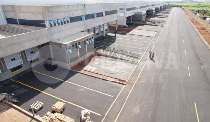Galpão para aluguel, 10 vagas, SEGISMUNDO PEREIRA - UBERLANDIA/MG