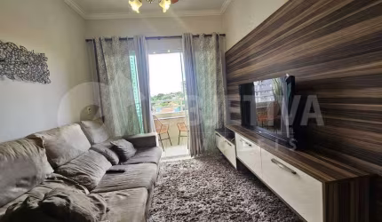 Lindo apartamento mobiliado no bairro Tubalina próximo ao praia clube para aluguel