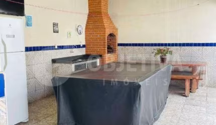 Casa à venda, 2 quartos, 1 suíte, 2 vagas, RESIDENCIAL VIVIANE - UBERLANDIA/MG