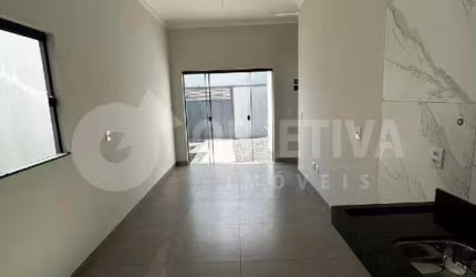 Casa à venda, 2 quartos, 1 suíte, 2 vagas, SHOPPING PARK - UBERLANDIA/MG