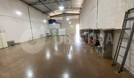 Galpão para aluguel, 3 vagas, ALTO UMUARAMA - UBERLANDIA/MG