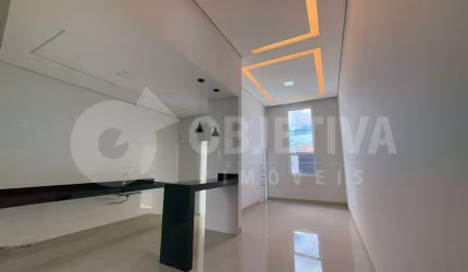 Casa à venda, 3 quartos, 1 suíte, 2 vagas, SANTA MONICA - UBERLANDIA/MG
