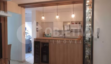 Apartamento à venda, 2 quartos, 1 suíte, 1 vaga, PRESIDENTE ROOSEVELT - UBERLANDIA/MG