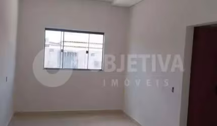 Casa à venda, 2 quartos, 1 vaga, LUIZOTE DE FREITAS - UBERLANDIA/MG