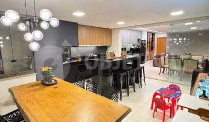 Apartamento à venda, 3 quartos, 3 suítes, 2 vagas, SANTA MARIA - UBERLANDIA/MG