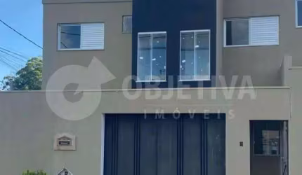 Casa à venda, 2 quartos, 1 vaga, JARDIM HOLANDA - UBERLANDIA/MG