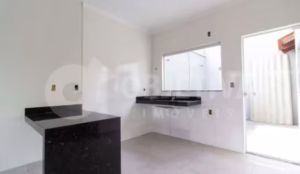 Casa à venda, 2 quartos, 1 suíte, 1 vaga, SHOPPING PARK - UBERLANDIA/MG