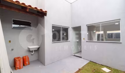 Casa à venda, 2 quartos, 1 suíte, 1 vaga, SHOPPING PARK - UBERLANDIA/MG