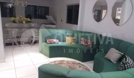 Casa à venda, 3 quartos, 1 suíte, 4 vagas, SANTA MONICA - UBERLANDIA/MG
