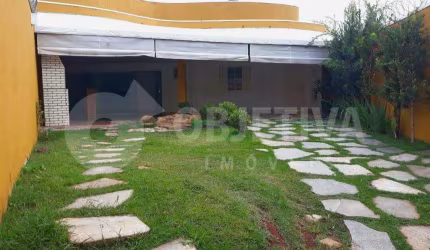 Linda Casa disponível para aluguel no Bairro Jardim Patrícia – Uberlândia