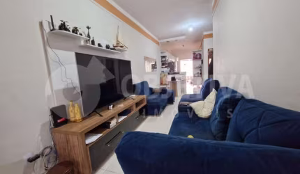 Casa à venda, 2 quartos, 1 suíte, 2 vagas, JARDIM EUROPA - UBERLANDIA/MG