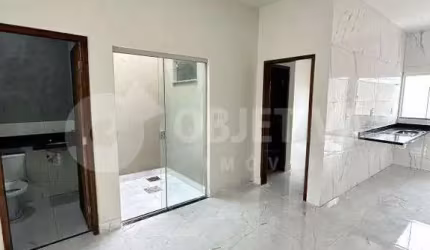 Casa à venda, 2 quartos, 1 suíte, 2 vagas, SHOPPING PARK - UBERLANDIA/MG