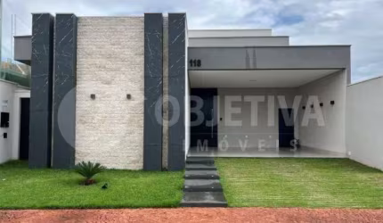 Alugo Casa de Alto Padrão em Condomínio Fechado – Reserva dos Ipês – Novo Mundo