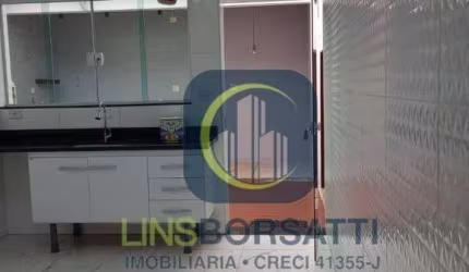 Terreno com 02 casas construidas