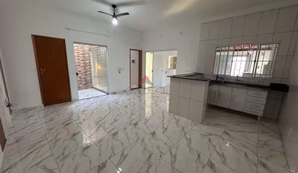 CASA/COMERCIAL - LOCAÇÃO - ÁGUA BRANCA