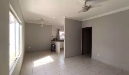 CASA - LOCAÇÃO - JUSSARA